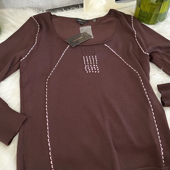 NEW BCBGMAXAZRIA Knit Classic Contrast Two Tone Scoop Neck Sweater Top M NWT - Picture 8 of 15